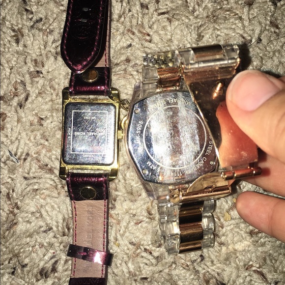 Watch - Picture 2 of 3